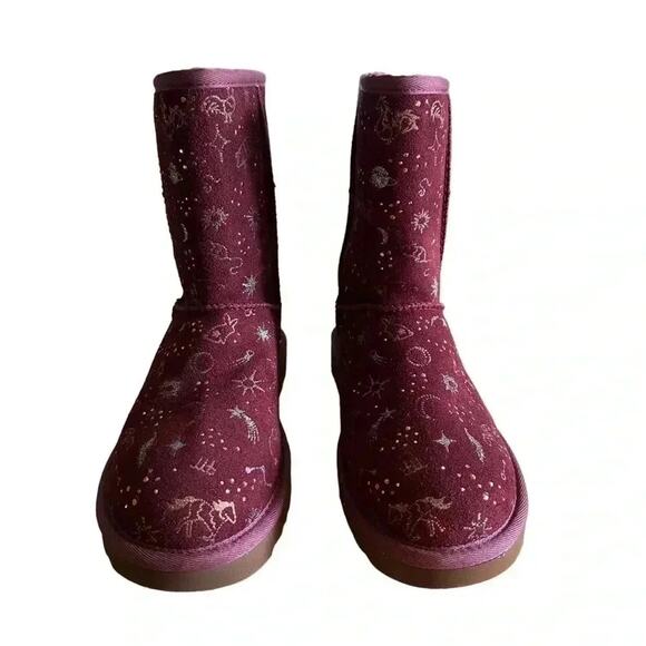 UGG CLASSIC ZODIAC SHORT WILD GRAPE SUEDE SHEEPSKIN WOMEN'S BOOTS SIZE US 5 NWOB - Picture 1 of 8